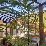 Matin De Saone Konukevi